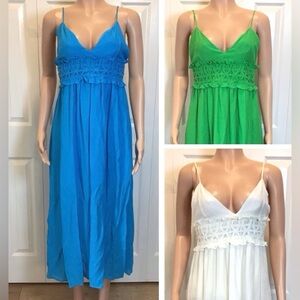Love Tree Juniors Sleeveless Crocheted Smocked Maxi Sundress Size Medium